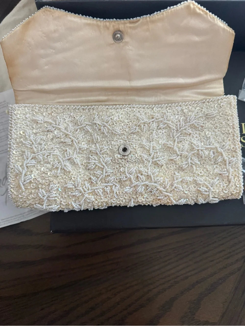 Badgley Mischka Lacie Ivory Satin Crystal Peep Toe Heels Size 7.5M w/ Box